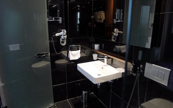 ambasador hotel