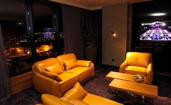 ambasador hotel