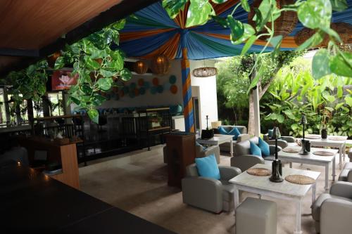 the forty eight resort candidasa