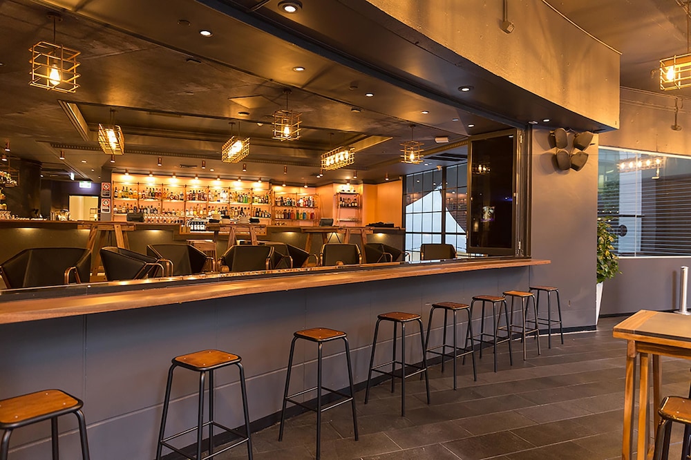 rydges world square