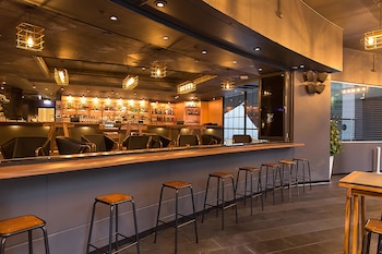 rydges world square
