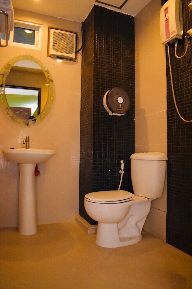 royal express inn sukhumvit bangkok