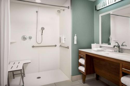 home2 suites by hilton lexington university medical center