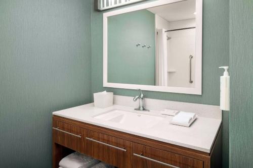home2 suites by hilton lexington university medical center