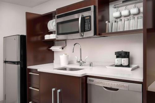 home2 suites by hilton lexington university medical center