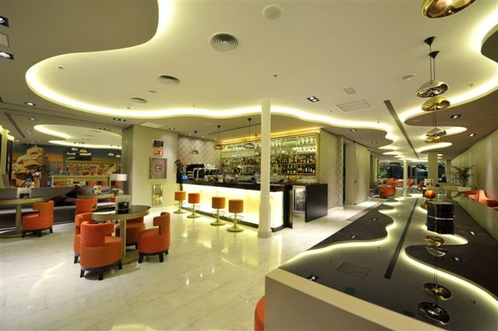 hotel indigo barcelona plaza catalunya by ihg