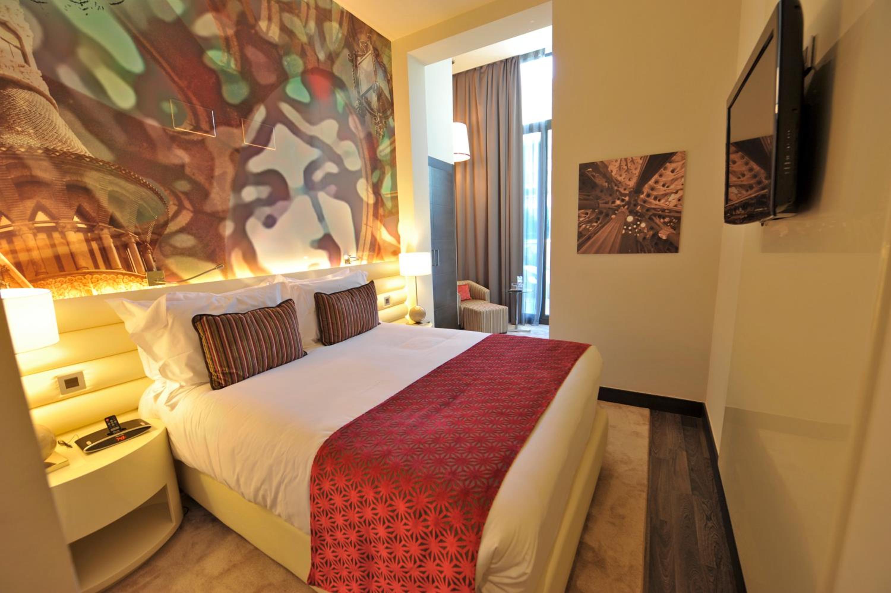 hotel indigo barcelona plaza catalunya by ihg