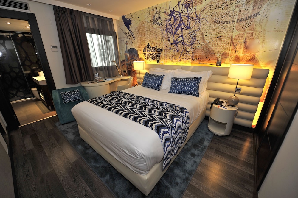 hotel indigo barcelona plaza catalunya by ihg