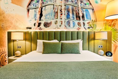 hotel indigo barcelona plaza catalunya by ihg
