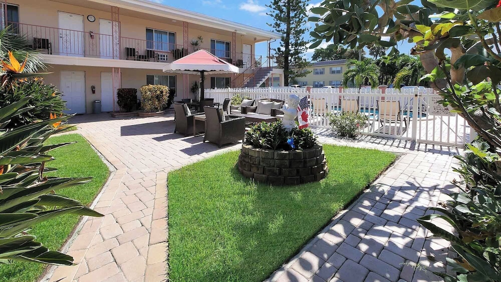 carlton house motel