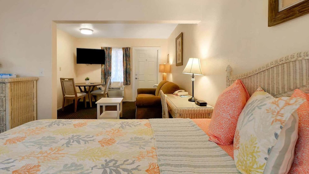carlton house motel