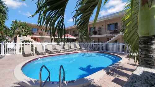 carlton house motel