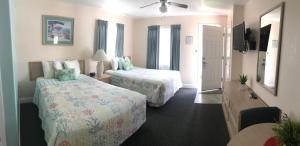 carlton house motel