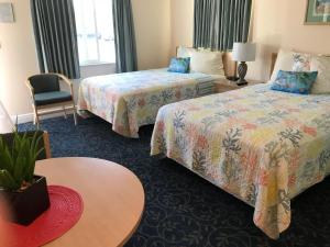 carlton house motel