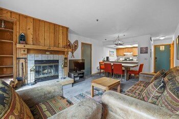 cozy kirkwood condo a the meadows 2 bedroom 2 condo by redawning