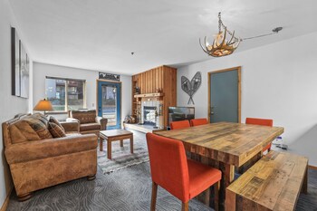 cozy kirkwood condo a the meadows 2 bedroom 2 condo by redawning