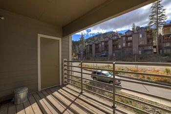 cozy kirkwood condo a the meadows 2 bedroom 2 condo by redawning
