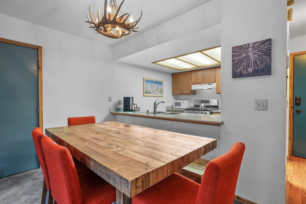cozy kirkwood condo a the meadows 2 bedroom 2 condo by redawning
