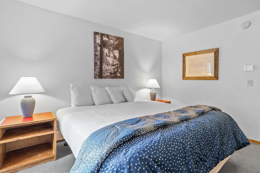 cozy kirkwood condo a the meadows 2 bedroom 2 condo by redawning