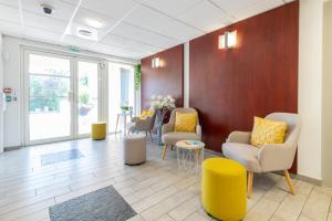 Appartcity Cannes Mandelieu,Near Dauphins Beach,3 star