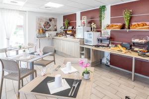 Appartcity Cannes Mandelieu,Near Dauphins Beach,3 star