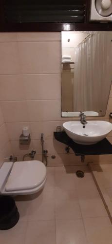 dewdrop intercity hotel