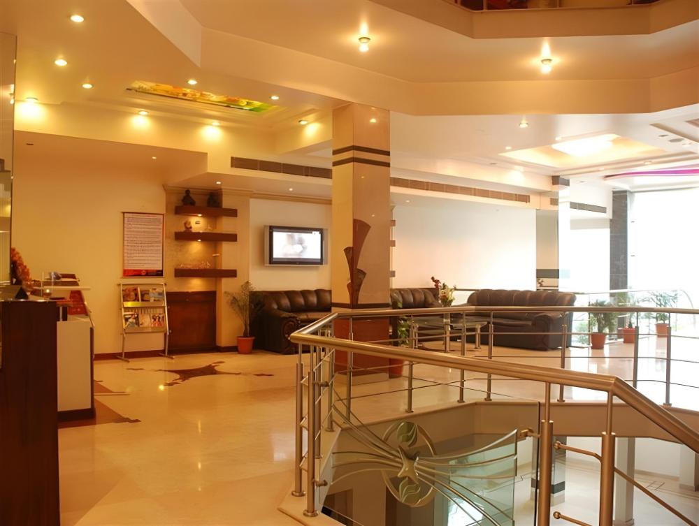 hotel shipra international