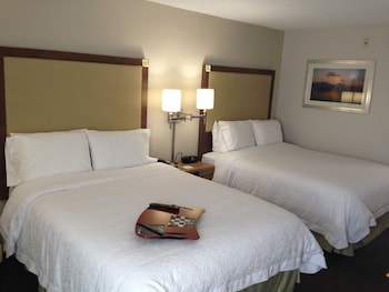 hampton inn tampa rocky point airport