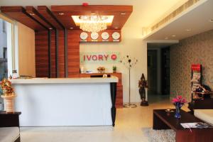 hotel ivory 32