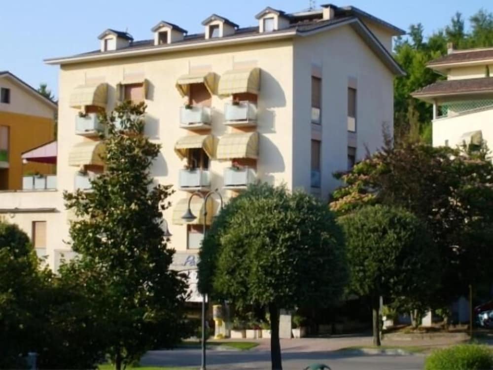 albergo marenghi