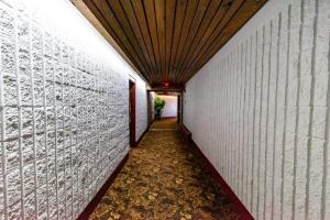 vegreville garden inn