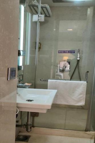 residency hotel fort