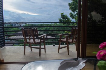 sybaris residences