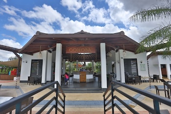 sybaris residences