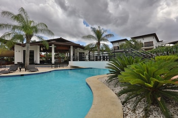 sybaris residences