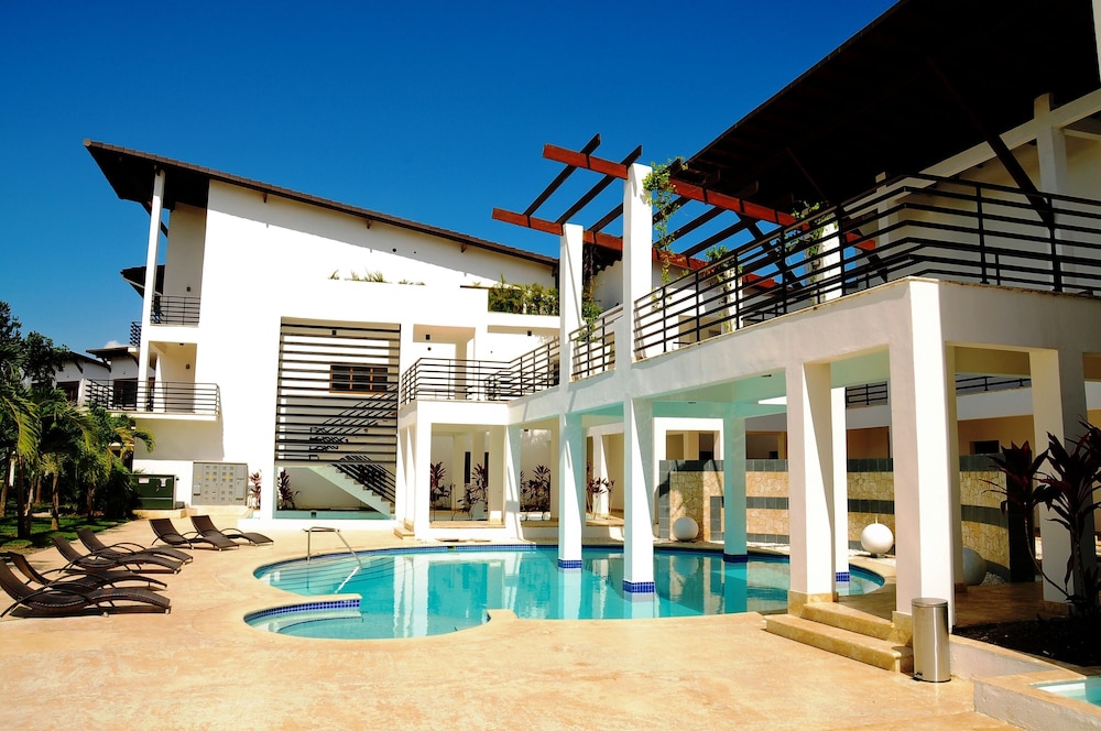 sybaris residences