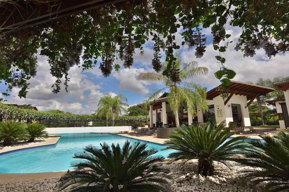sybaris residences