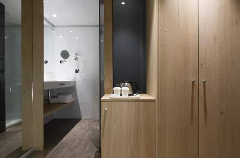 yurbban trafalgar hotel