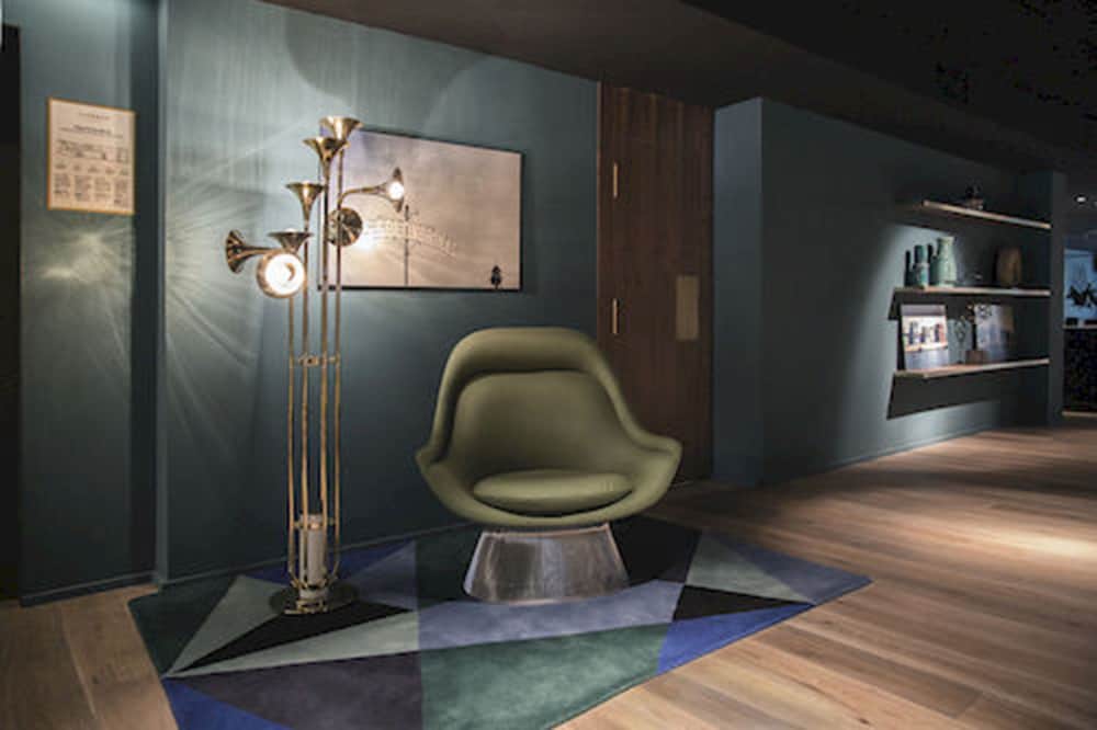 yurbban trafalgar hotel