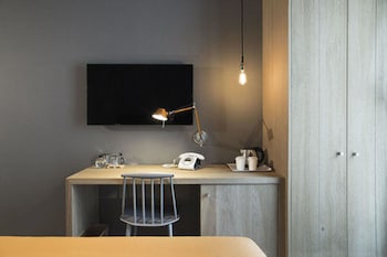 yurbban trafalgar hotel