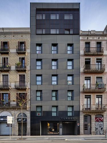 yurbban trafalgar hotel