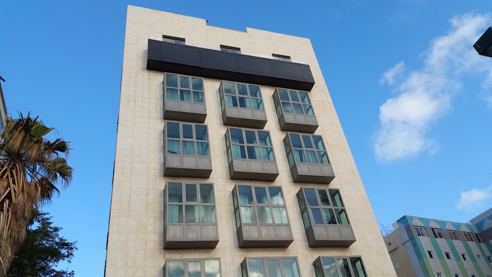 sea side by zvieli hotels