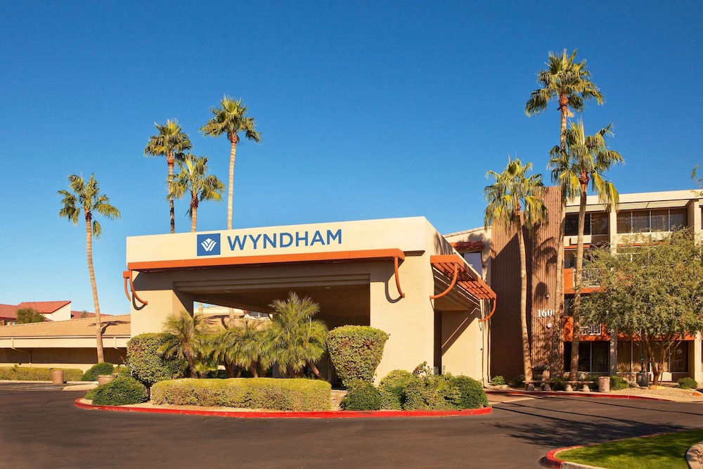 Wyndham Phoenix Airport/Tempe,Near Legoland Discovery Center Arizona,4 star
