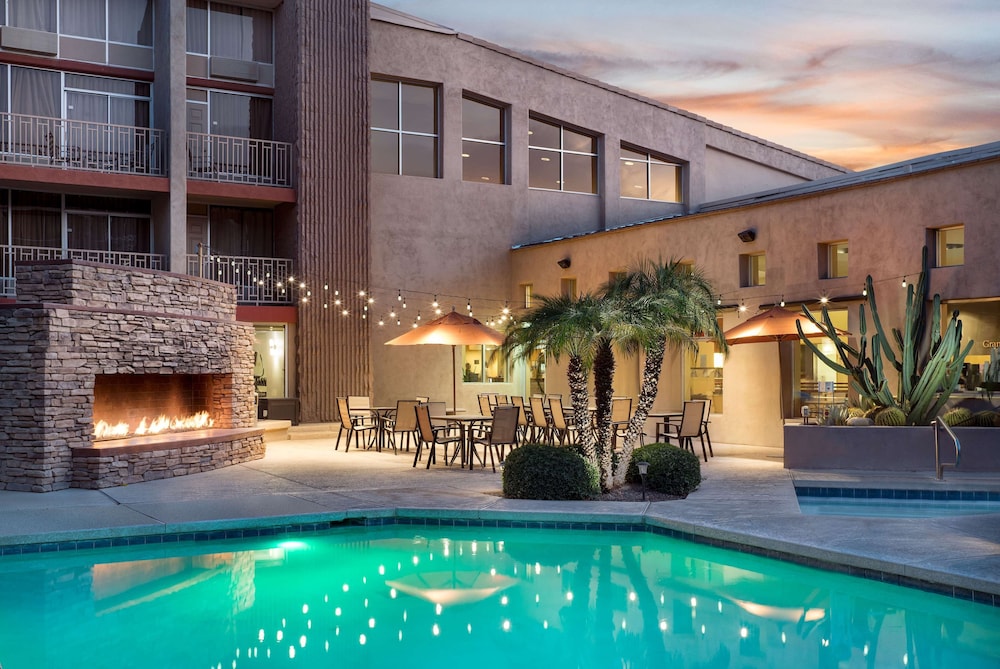 Wyndham Phoenix Airport/Tempe,Near Legoland Discovery Center Arizona,4 star