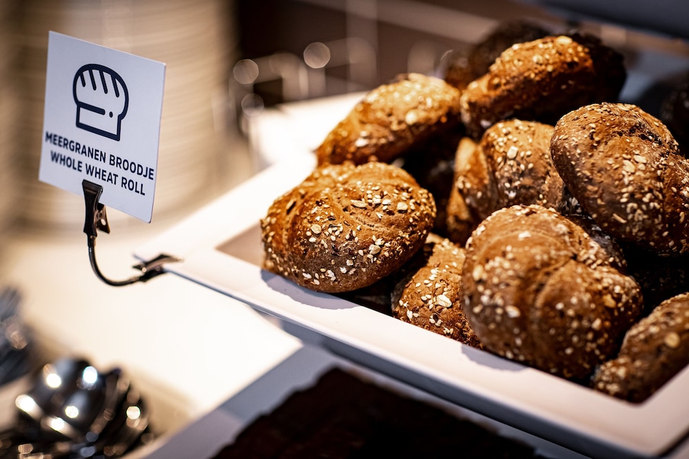 holiday inn express the hague parliament by ihg