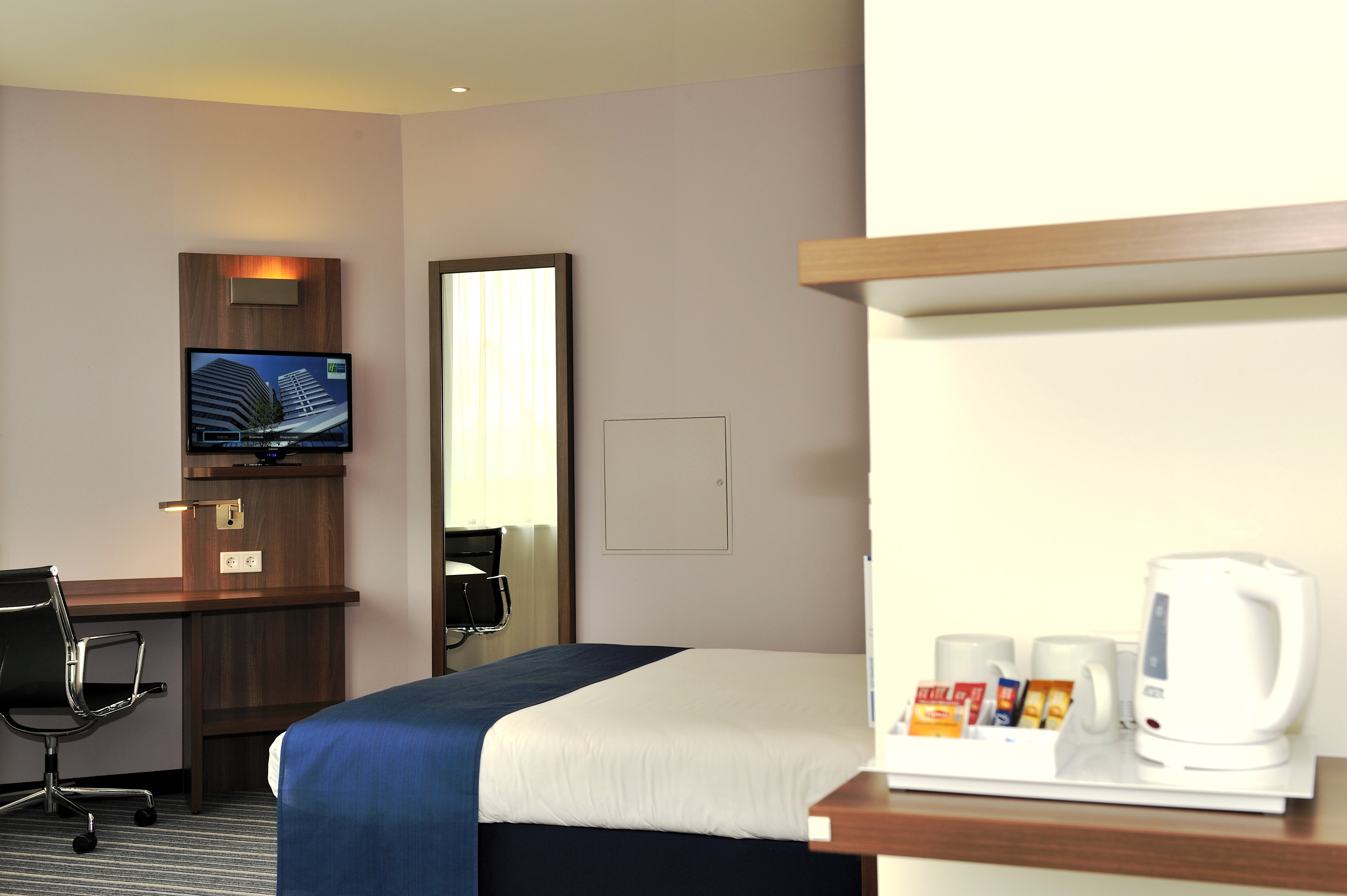holiday inn express the hague parliament by ihg