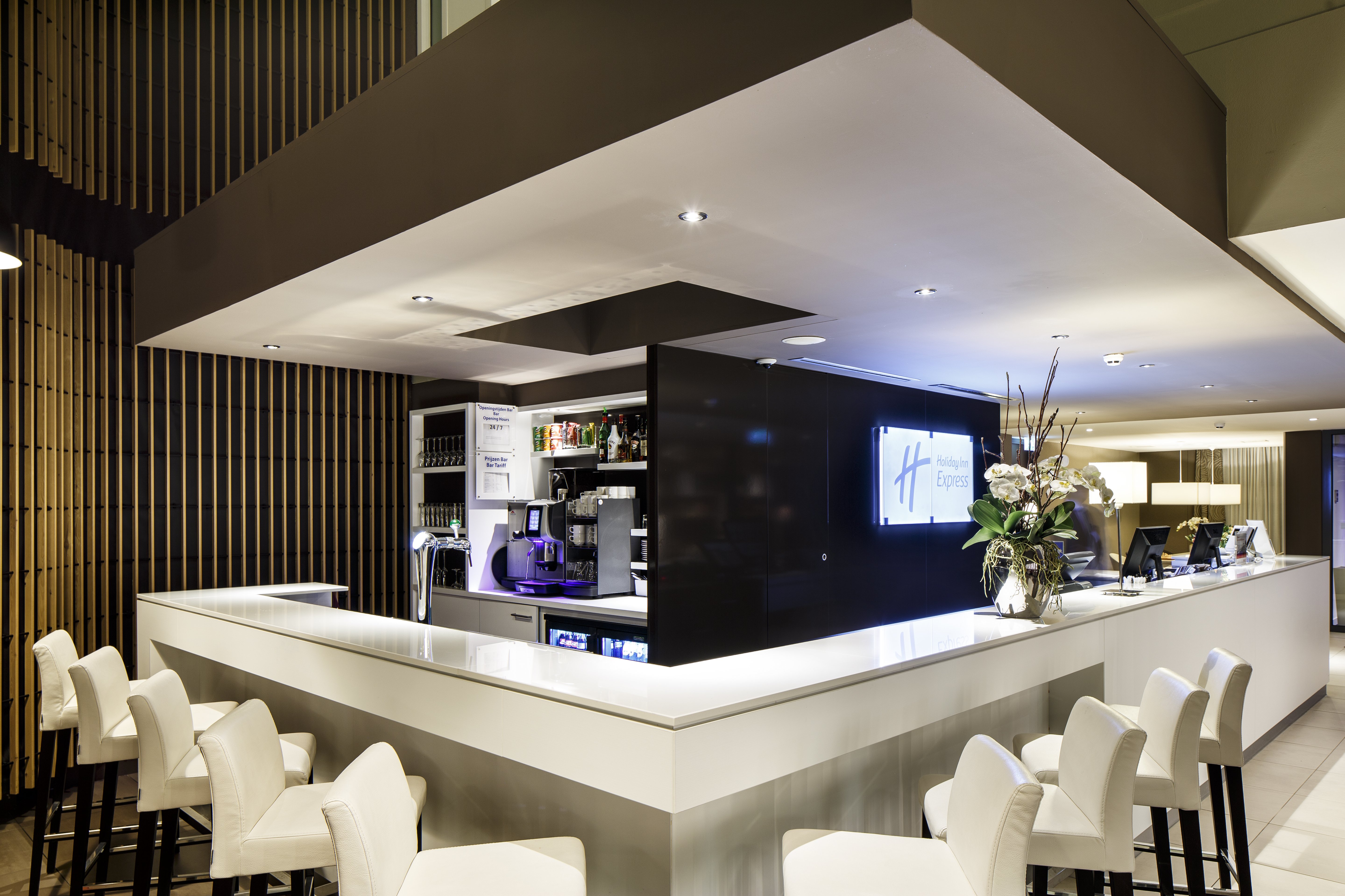 holiday inn express the hague parliament by ihg