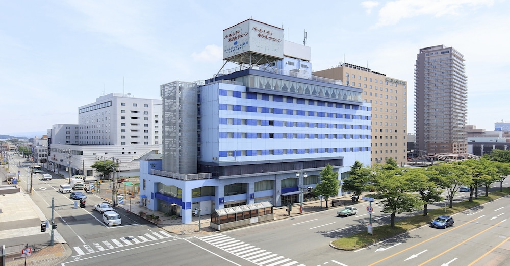 akita