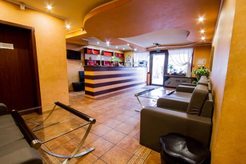 complex turistic max international