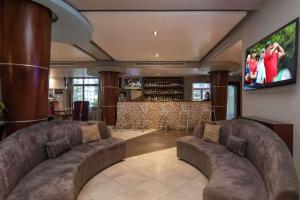 peninsula hotel dar es salaam